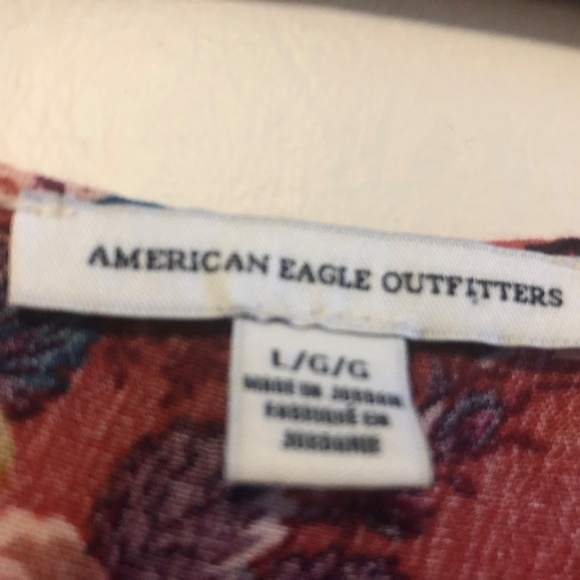 American Eagle outfitters floral blouse - Picture 2 of 4